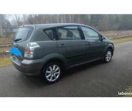 TOYOTA COROLLA AUTOMATIQUE CLIMATISÉ 7 PLACES