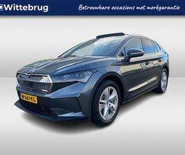 ŠKODA ENYAQ IV 80 204PK COMFORT SPORT PLUS / PANORAMADAK / LED-CRYSTALFACE / NAVI / ACHTERUITRIJCAMERA / VERWARMBARE VOORSTOELEN