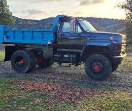 FORD F 800 1988 FORD F800 ALL WHEEL DRIVE DUMP TRUCK