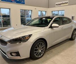 2017 KIA CADENZA PREMIUM