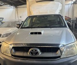 TOYOTA HILUX TOYOTA HILUX 2.5 D-4D 2WD CE CM PM+AC