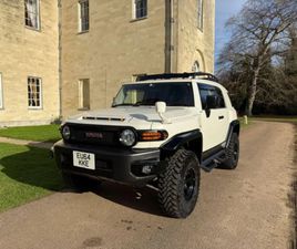 TOYOTA FJ CRUISER HUGE OFF-ROAD SPECIFICATION.... OVER £20K OF UPGRADES. ULEZ. SUV 2014, 24100 MILES, £36995 - 32975079 - EXCHANGEANDMART.CO.UK