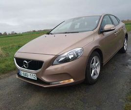 VOLVO V40 D2 V40 2.0 D2 ECO MOMENTUM. 12MOIS GARANTIE