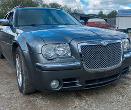 CHRYSLER 300 CRD TOURING TOP GEPFLEGT, VIELES NEU VOLLE HÜTTE