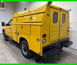 CHEVROLET SILVERADO 3500 2017 CHEVROLET SILVERADO 3500 4X4 ENCLOSED SERVICE BODY VANAIR JUMP START &