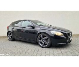 VOLVO V40 D4 DRIVE-E R-DESIGN MOMENTUM