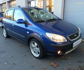 HYUNDAI GETZ HYUNDAI GETZ 1,4 L 97 CV CROSS CUIR BVM TRES FAIBLE KMS