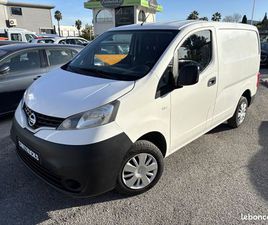 NISSAN NV200 8 325 HT • NISSAN NV200 1.5 DCI 110