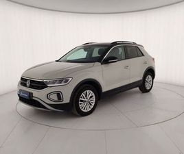 VOLKSWAGEN T-ROC VOLKSWAGEN T-ROC 1.5 TSI LIFE DSG DEL 2022 USATA A MASSA