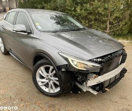 INFINITI Q30