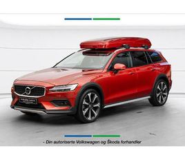 D4 190HK AWD AUT // HARMANKARDON // HEADUP // EL.SETER