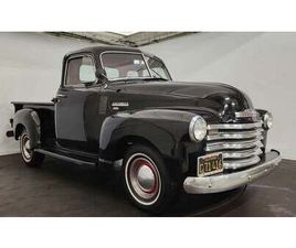 CHEVROLET 3100 1950 CHEVROLET 3100 NOIR MANUEL, 4 VITESSES CONDUITE À GA...