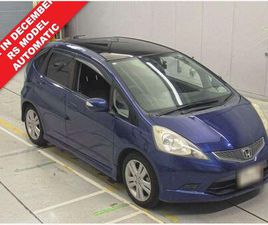 1.5 AUTOMATIC PETROL BLUE 5DR RS MODEL/ LOW MILEAGE/ NEW MOT