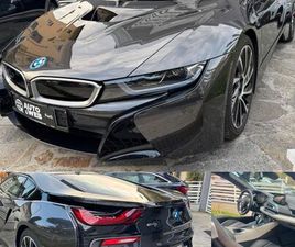 BMW I8 COUPE' TRE VOLUMI HYBRID 231CV