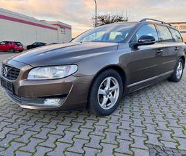 VOLVO V70 D2 VOLVO V70 D2 LINJE SVART - LEDER + NAVI + ZR NEU