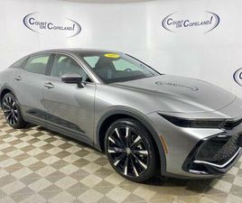 USED 2025 TOYOTA CROWN PLATINUM