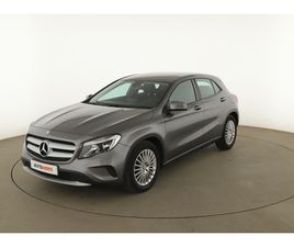 MERCEDES GLA GLA 180 MERCEDES-BENZ GLA 180 D INTUITION