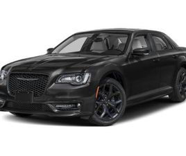 2023 CHRYSLER 300 TOURING