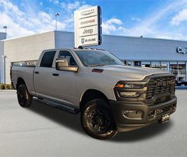 NEW 2026 RAM 3500 TRADESMAN CREW CAB 4X4 6'4' BOX