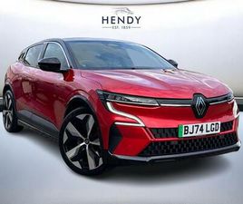 RENAULT MEGANE E-TECH COMFORT RANGE 60KWH TECHNO AUTO 5DR (22KW CHARGER)