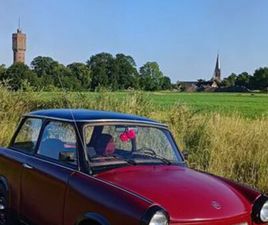 TRABANT 601 TRABANT 601 DELUXE ROT 1972