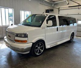 GMC SAVANA 1500 ** 2013 GMC SAVANA 1500 LT 3DR DE BELLO PASSENGER VAN**