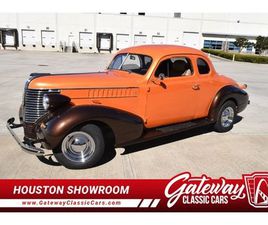 PONTIAC SILVER STREAK 1938 PONTIAC DELUXE RESTOMOD FOR SALE