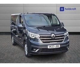RENAULT TRAFIC PASSENGER LL30 BLUE DCI 150 START 9 SEATER EDC