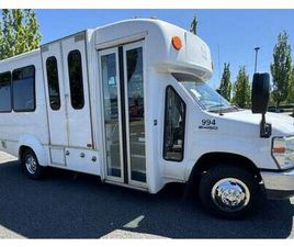 2013 FORD E450 15 PASSENGER BUS VAN,WHEELCHAIR LIFT AND ONLY 38K MILES