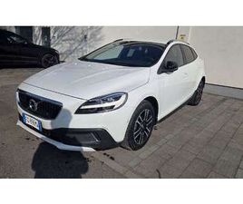 VOLVO V40 CROSS COUNTRY D2 2.0 D2 MOMENTUM GEARTRONIC MY17 FULL OPTIONAL