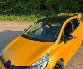 CLIO 4 RS TROPHY BODY KIT