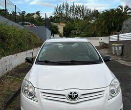 TOYOTA AURIS VOITURE TOYOTA AURIS À VENDRE