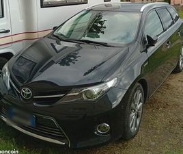 TOYOTA AURIS TOURING SPORTS HYBRIDE