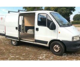 ISUZU LA SÉRIE N ISUZU NQR 75, COMPATTATORE