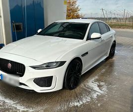 JAGUAR XE P250 R-DYNAMIC BLACK