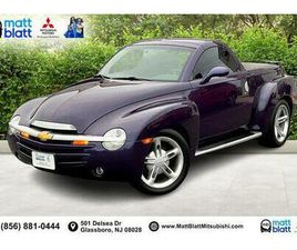 USED 2004 CHEVROLET SSR LS