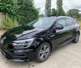 RENAULT MEGANE ESTATE ② RENAULT MEGANE BREAK 1.3 BENZINE MET AIRCO EN NAVI — RENAULT — 2EMEMAIN