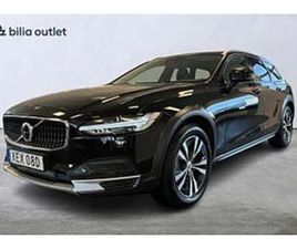 VOLVO V90 CROSS COUNTRY VOLVO V90 CROSS COUNTRY B4 AWD MOMENTUM 197HK / VÄRMARE DRAG