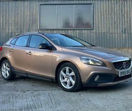 VOLVO V40 CROSS COUNTRY D2 2.0 D2 LUX EURO 6 (START/STOP) 5DR