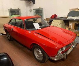 ALFA ROMEO GIULIA GT VELOCE ALFA ROMEO GT 2000 VELOCE DA COMPLETARE D'EPOCA DEL 1972 A SORESINA