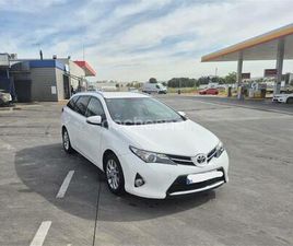 TOYOTA AURIS TOYOTA AURIS