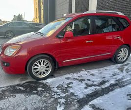 KIA RONDO LOW KM! 2011 KIA RONDO