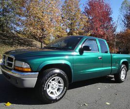 DODGE DAKOTA ONE OWNER 2004 DODGE DAKOTA SLT CLUB-CAB W/63K MILES