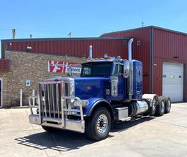 PETERBILT 389 2015 PETERBILT 389 FLATTOP SLEEPER CAB