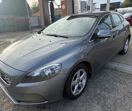 VOLVO V40 BERLINE