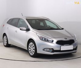 KIA CEED KIA CEED 1.6 GDI SERV.KNIHA, TEMPOMAT, PARK. SENZORY ZA 6 100 €