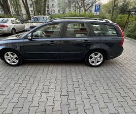 VOLVO V50 DRIVE VOLVO V50 1.6D DPF DRIVE START/STOP MOMENTUM