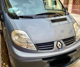 RENAULT TRAFIC PASSENGER VENDS RENAULT TRAFIC PASSENGER 2.5 DCI