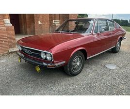AUDI 100 1971 AUDI 100 ROUGE FONCÉ MANUEL, 4 VITESSES CONDUITE À G...