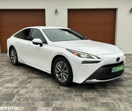 TOYOTA MIRAI TOYOTA MIRAI LUXURY